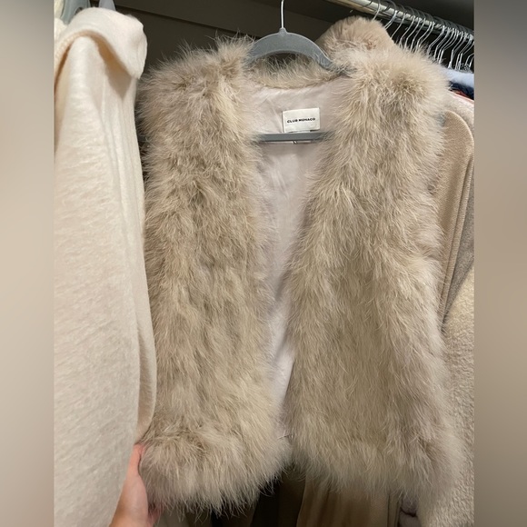 100% turkey feather vest from Club Monaco. in size small - Picture 2 of 3